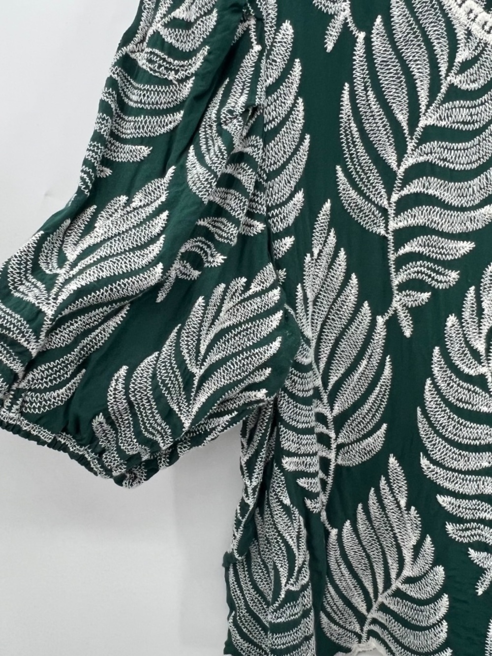 Solitaire Women Sz L Embroidered Puff Sleeve Blouse Rayon Cottage Boho Whimsy - Picture 2 of 10